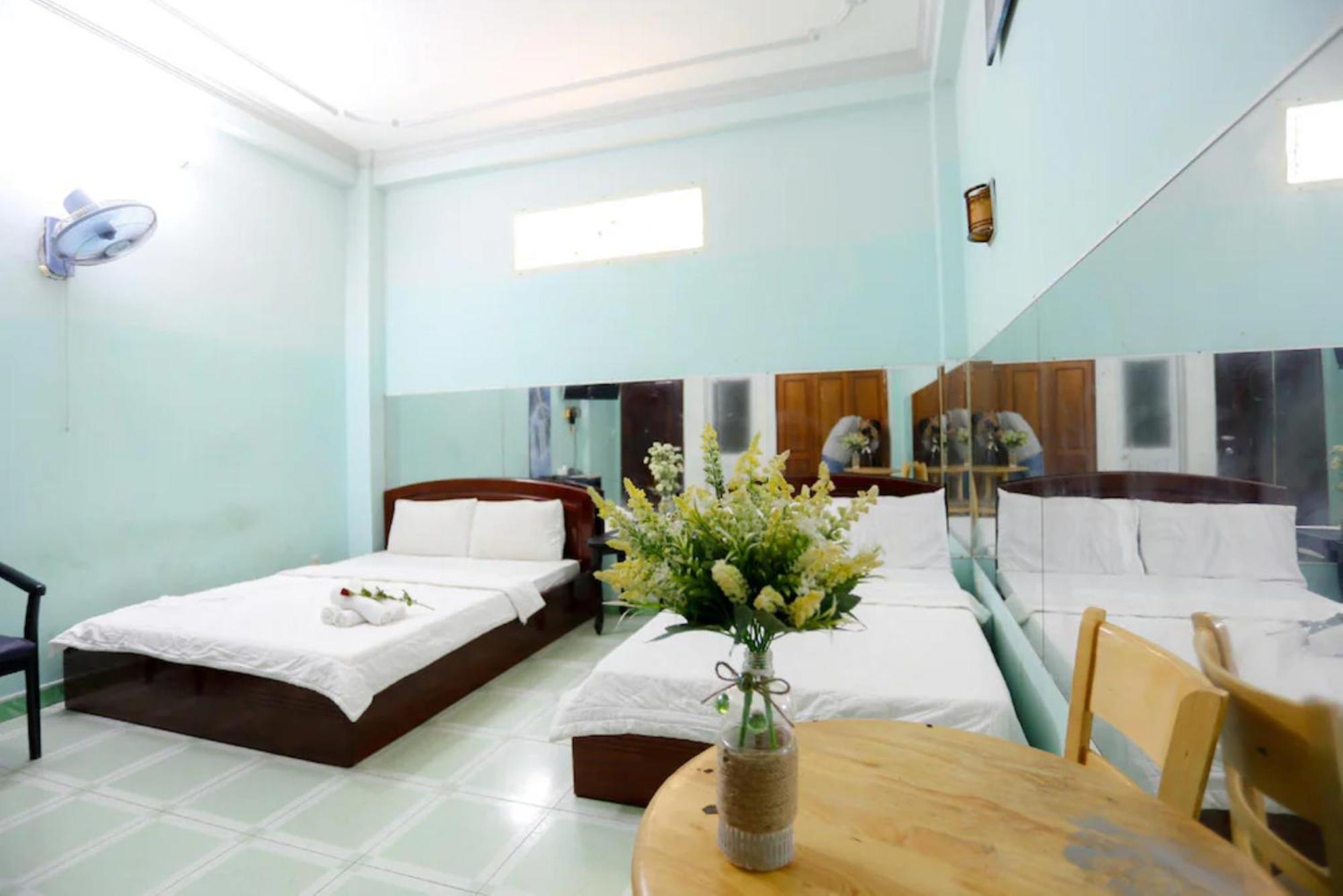 Hong Luc Hotel Hcm Ho Chi Minh-staden Exteriör bild